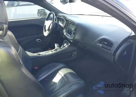 2016 Dodge Challenger Sxt Plus z USA, uszkodzony, nr VIN 2C3CDZAGXGH326187